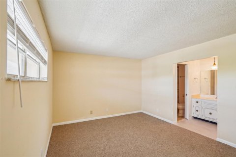 Copropriété à vendre à Lauderhill, Floride: 2 chambres, 83.98 m2 № 1728096 - photo 18