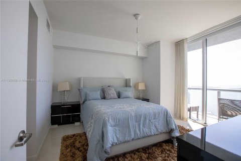 Купить кондоминиум в Майами, Флорида 2 спальни, 119.84м2, № 1862429 - фото 12