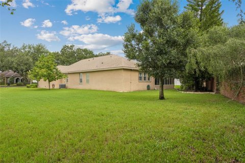 House in Tampa, Florida 3 bedrooms, 229.19 sq.m. № 2324285 - photo 30