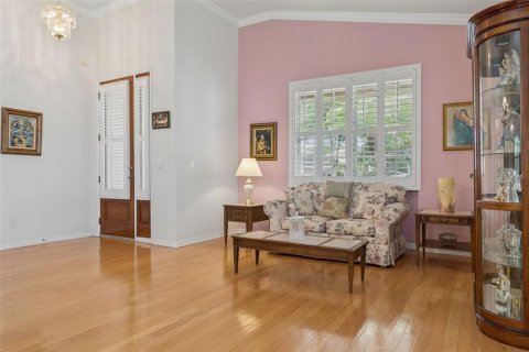 House in Tampa, Florida 3 bedrooms, 229.19 sq.m. № 2324285 - photo 15