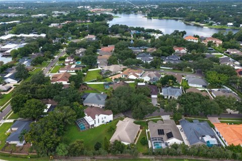 House in Tampa, Florida 3 bedrooms, 229.19 sq.m. № 2324285 - photo 4