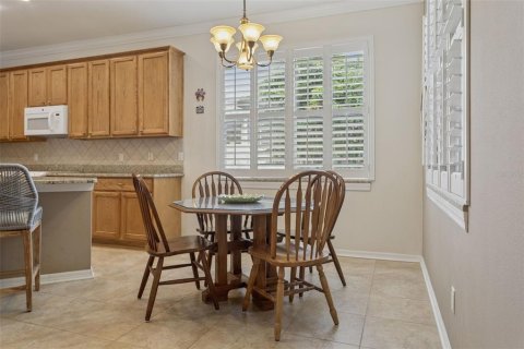 House in Tampa, Florida 3 bedrooms, 229.19 sq.m. № 2324285 - photo 10