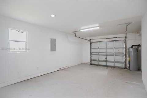 Casa en venta en Port St. Lucie, Florida, 3 dormitorios, 137.12 m2 № 1830548 - foto 29