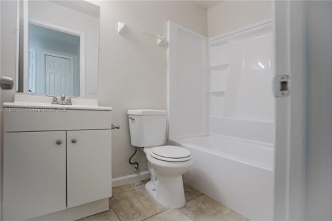 Casa en venta en Port St. Lucie, Florida, 3 dormitorios, 137.12 m2 № 1830548 - foto 21