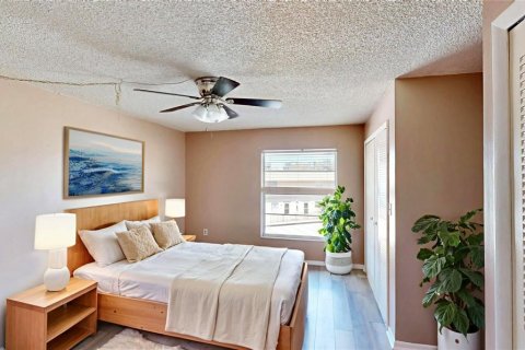 Condo in Ocoee, Florida, 2 bedrooms № 2218421 - photo 15