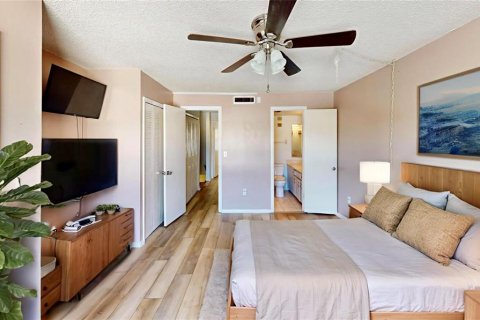 Condo in Ocoee, Florida, 2 bedrooms № 2218421 - photo 14