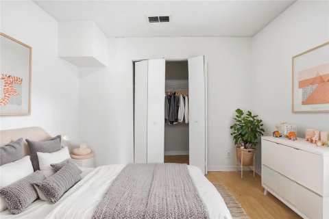 Casa en venta en Tampa, Florida, 3 dormitorios, 97.27 m2 № 2209976 - foto 5