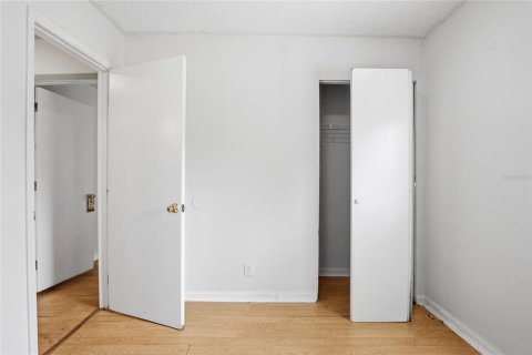 Casa en venta en Tampa, Florida, 3 dormitorios, 97.27 m2 № 2209976 - foto 20
