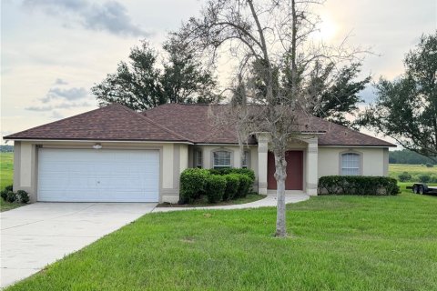 Villa ou maison à Clermont, Floride 3 chambres, 161.84 m2 № 2339035
