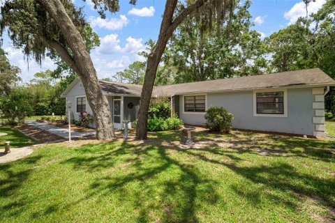 House in Hudson, Florida 3 bedrooms, 155.33 sq.m. № 1829559 - photo 7