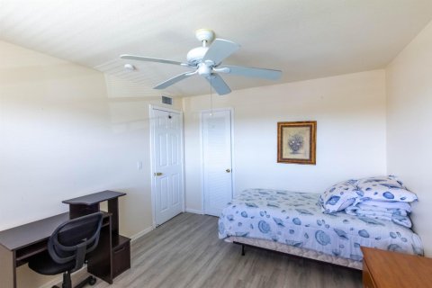 Copropriété à vendre à Boynton Beach, Floride: 2 chambres, 89.19 m2 № 2261745 - photo 13