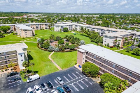 Copropriété à vendre à Boynton Beach, Floride: 2 chambres, 89.19 m2 № 2261745 - photo 27