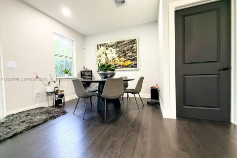 Touwnhouse à louer à Coral Springs, Floride: 3 chambres, 124.86 m2 № 2153892 - photo 14