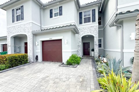 Touwnhouse à louer à Coral Springs, Floride: 3 chambres, 124.86 m2 № 2153892 - photo 5