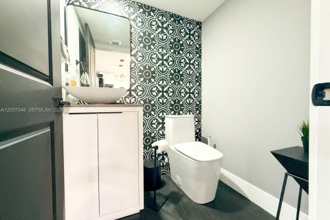 Touwnhouse à louer à Coral Springs, Floride: 3 chambres, 124.86 m2 № 2153892 - photo 16