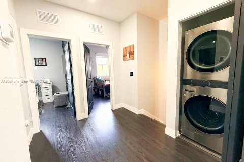 Touwnhouse à louer à Coral Springs, Floride: 3 chambres, 124.86 m2 № 2153892 - photo 23