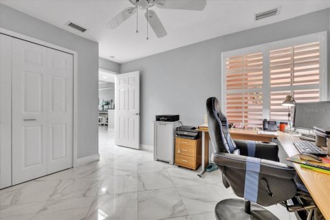 House in Punta Gorda, Florida 2 bedrooms, 133.59 sq.m. № 2120791 - photo 29