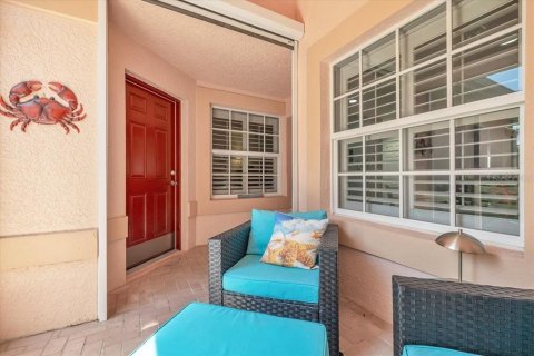 House in Punta Gorda, Florida 2 bedrooms, 133.59 sq.m. № 2120791 - photo 5