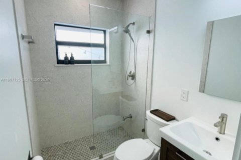 Villa ou maison à vendre à North Miami Beach, Floride: 2 chambres, 124.3 m2 № 2035924 - photo 22