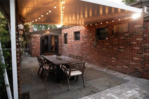 Villa ou maison à vendre à North Miami Beach, Floride: 2 chambres, 124.3 m2 № 2035924 - photo 28