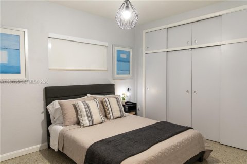 Villa ou maison à vendre à North Miami Beach, Floride: 2 chambres, 124.3 m2 № 2035924 - photo 10