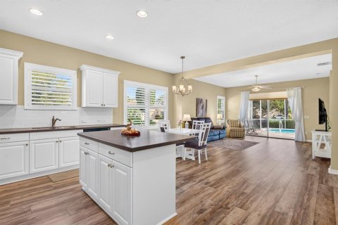 Villa ou maison à vendre à Bradenton, Floride: 3 chambres, 163.51 m2 № 2398387 - photo 5