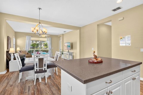 Villa ou maison à vendre à Bradenton, Floride: 3 chambres, 163.51 m2 № 2398387 - photo 6