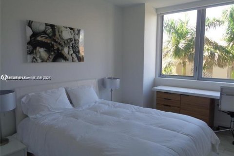 Copropriété à louer à Hallandale Beach, Floride: 3 chambres, 161.37 m2 № 1946913 - photo 8