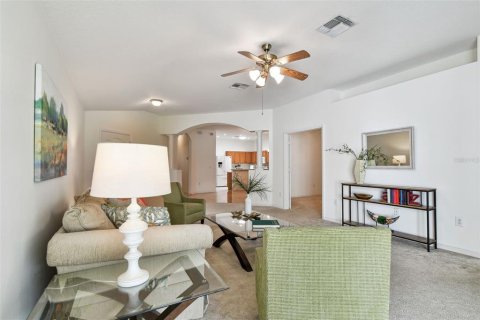 Villa ou maison à vendre à Land O' Lakes, Floride: 2 chambres, 158.49 m2 № 1777346 - photo 12
