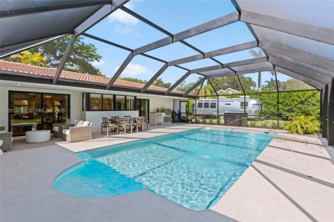 House in Palmetto Bay, Florida 4 bedrooms, 211.45 sq.m. № 2075051 - photo 4