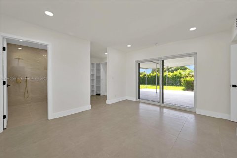 Casa en venta en Hollywood, Florida, 4 dormitorios, 157.19 m2 № 1968125 - foto 16