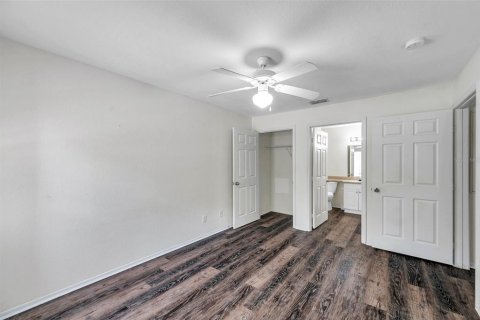 Townhouse in Zephyrhills, Florida 3 bedrooms, 111.95 sq.m. № 1802004 - photo 19