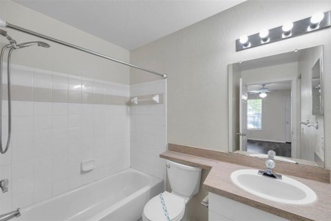 Townhouse in Zephyrhills, Florida 3 bedrooms, 111.95 sq.m. № 1802004 - photo 20
