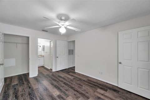Townhouse in Zephyrhills, Florida 3 bedrooms, 111.95 sq.m. № 1802004 - photo 18