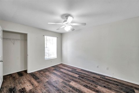 Townhouse in Zephyrhills, Florida 3 bedrooms, 111.95 sq.m. № 1802004 - photo 16