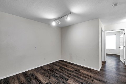 Townhouse in Zephyrhills, Florida 3 bedrooms, 111.95 sq.m. № 1802004 - photo 8
