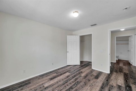 Townhouse in Zephyrhills, Florida 3 bedrooms, 111.95 sq.m. № 1802004 - photo 23
