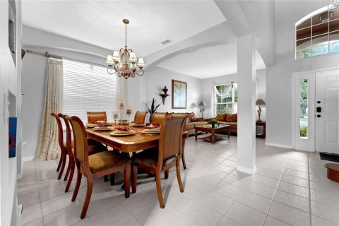 Casa en venta en Kissimmee, Florida, 7 dormitorios, 267.65 m2 № 1909309 - foto 8