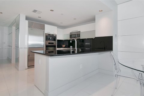 Снять в аренду кондоминиум в Санни-Айлс-Бич, Флорида 1 спальня, 107.86м2, № 2027857 - фото 19