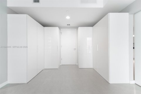 Снять в аренду кондоминиум в Майами, Флорида 1 спальня, 70.51м2, № 2000866 - фото 16