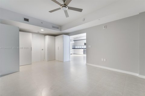 Снять в аренду кондоминиум в Майами, Флорида 1 спальня, 70.51м2, № 2000866 - фото 11