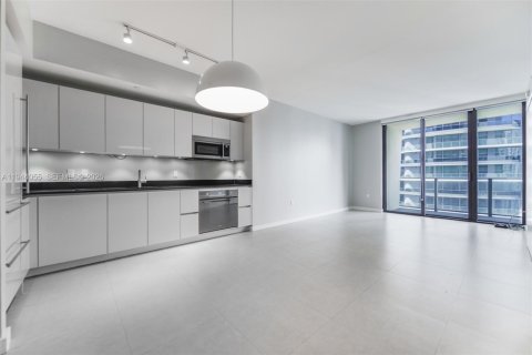 Снять в аренду кондоминиум в Майами, Флорида 1 спальня, 70.51м2, № 2000866 - фото 6