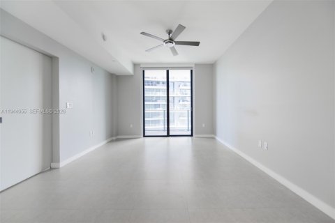 Снять в аренду кондоминиум в Майами, Флорида 1 спальня, 70.51м2, № 2000866 - фото 13