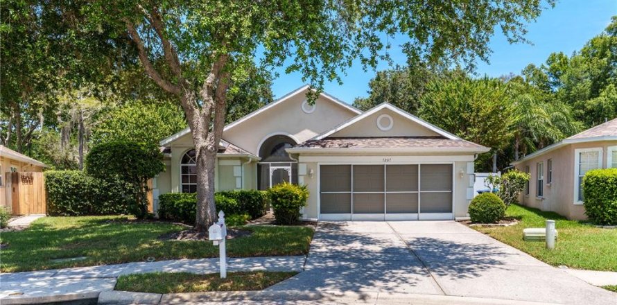 Casa en New Port Richey, Florida 3 dormitorios, 147.9 m2 № 2202508