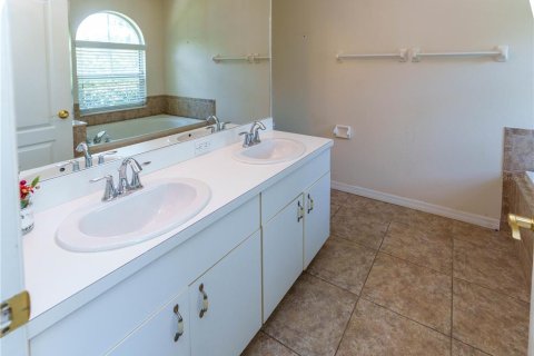 Casa en venta en New Port Richey, Florida, 3 dormitorios, 147.9 m2 № 2202508 - foto 21