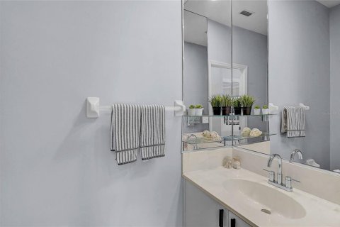 Adosado en venta en Longboat Key, Florida, 2 dormitorios, 133.78 m2 № 2286916 - foto 17