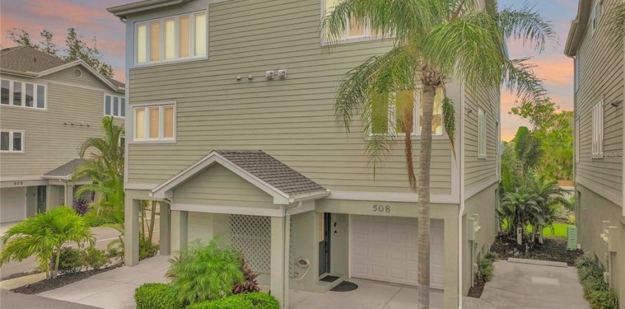 Adosado en Longboat Key, Florida 2 dormitorios, 133.78 m2 № 2286916