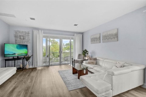 Adosado en venta en Longboat Key, Florida, 2 dormitorios, 133.78 m2 № 2286916 - foto 3