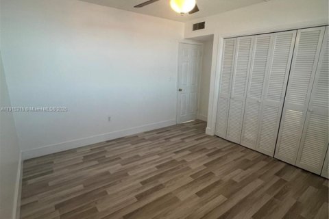 Купить кондоминиум в Майами, Флорида 2 спальни, 107.77м2, № 1971423 - фото 9