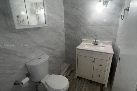 Купить кондоминиум в Майами, Флорида 2 спальни, 107.77м2, № 1971423 - фото 7